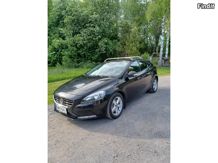 Myydään Volvo v40 T2  2016  98065 km