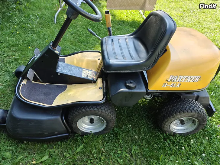 Myydään PARTNER 11-85R etuleikkuri