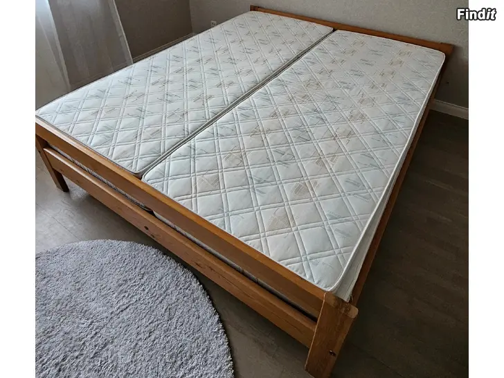 Säljes Säng 200×160×50