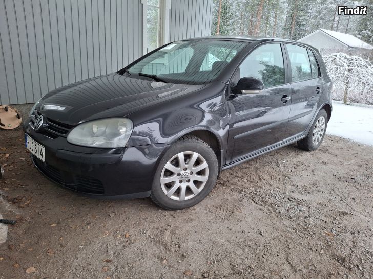 Säljes Volkswagen Golf 1.6