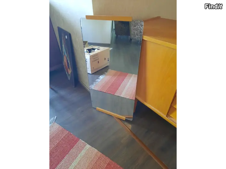 Säljes Spegel