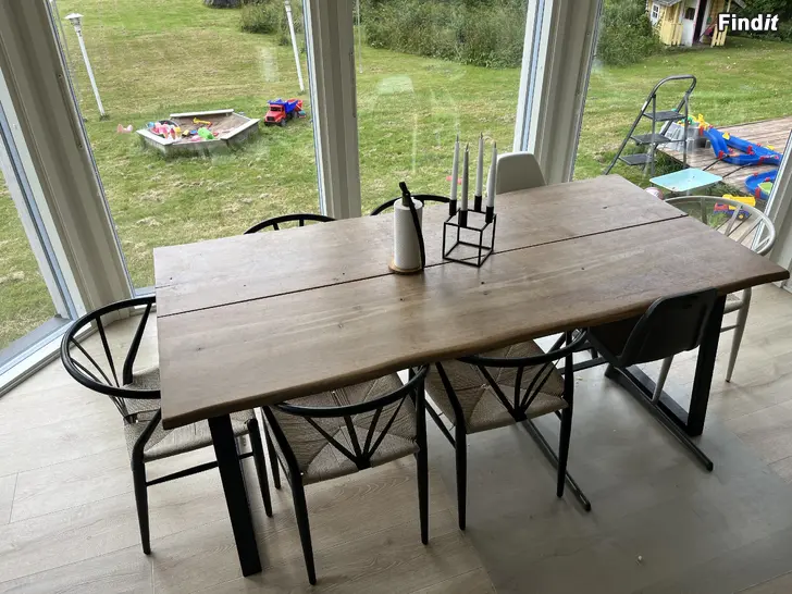 Säljes Dansk design matbord från Ilva