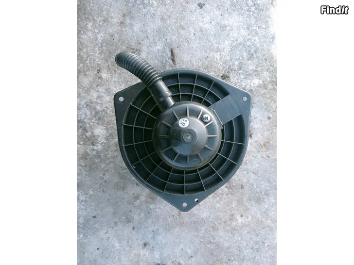 Myydään Mitsubishi Lancer 2010 sisätilan puhallin NRF 2002221