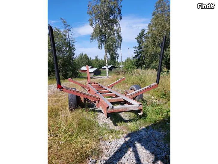Säljes Båtvagn till större båt