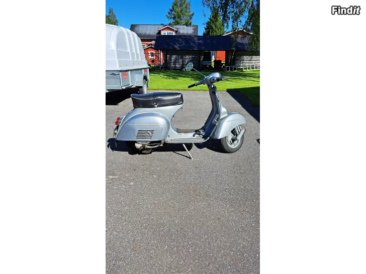 Säljes Museibesiktad Vespa Sprint