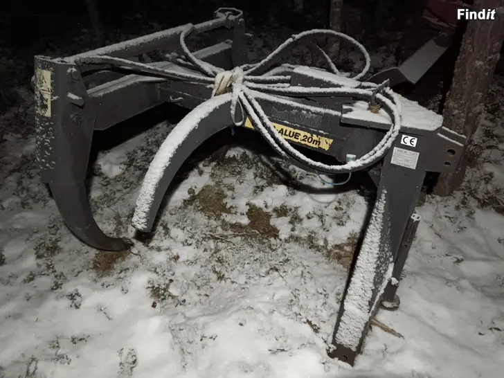 Säljes Juontokoura hakki