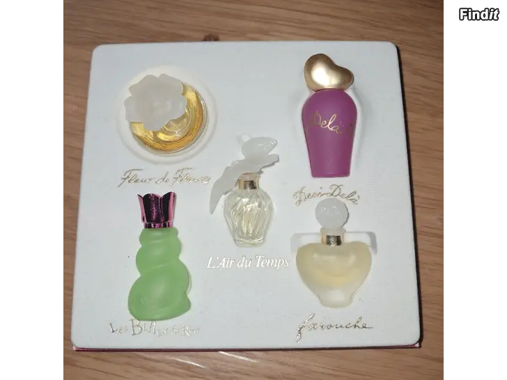 Säljes Vintage Nina Ricci