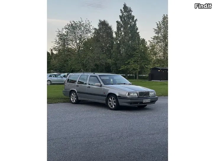 Myydään Volvo 850