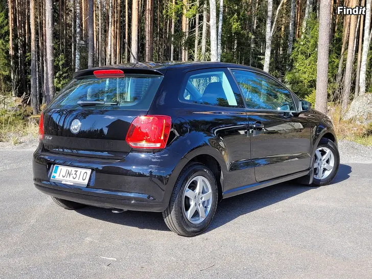 Säljes NYBESIKTAD/NYSERVAD/NYA DÄCK/AC