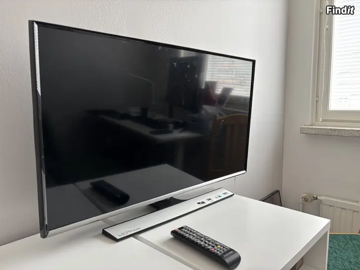 Säljes Tv/dator skärm