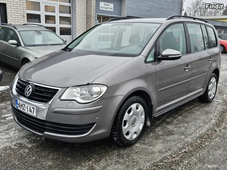 Myydään Volkswagen Touran 1.9 TDI 77 5d DSG Trendline 7-paikkainen Rahoitus kampanja 0 korolla