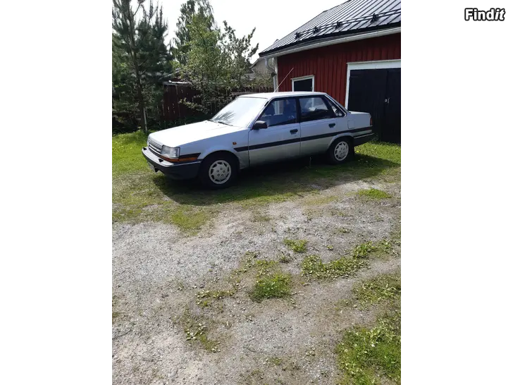 Säljes Toyota 9