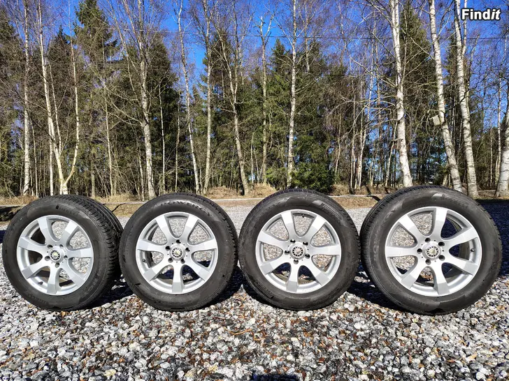 Myydään 235/55 R17 5×120