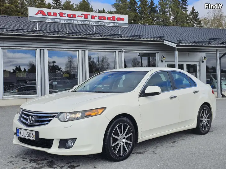 Säljes Honda Accord 4D DSL 2,2 i-DTEC Elegance 2009 Säljes Honda Accord 4D DSL 2,2 i-DTEC Elegance 2009