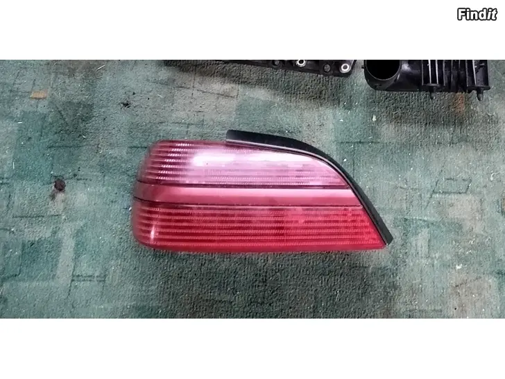 Myydään Takaumpio Peugeot 406