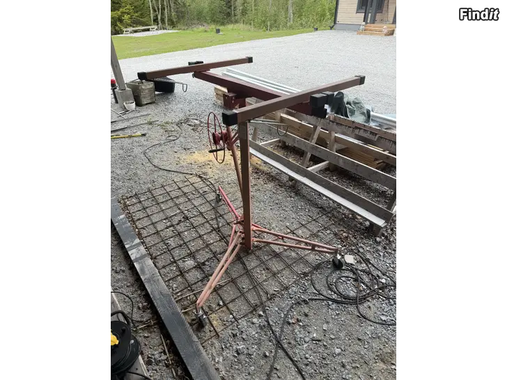 Myydään Levyhissi