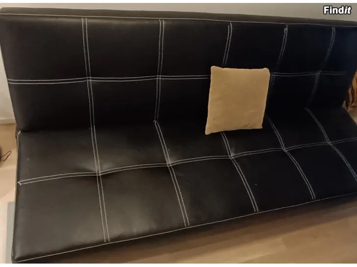 Myydään Myydään sohva