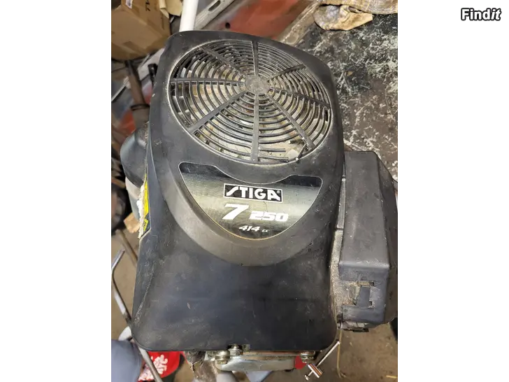 Myydään Säljes gräsklippar motor