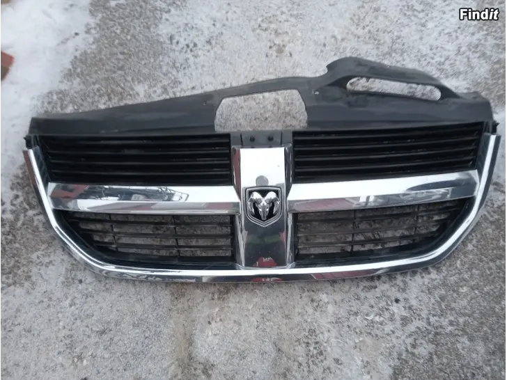 Myydään Dodge Journey 2010 maski
