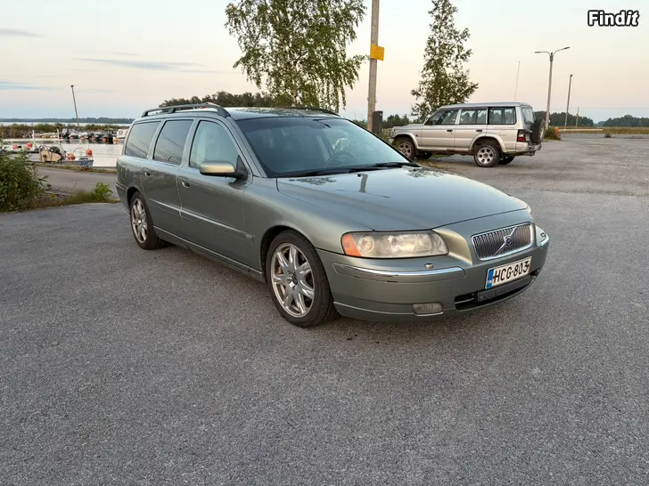 Säljes Volvo V70 2,5T - Nybesiktad