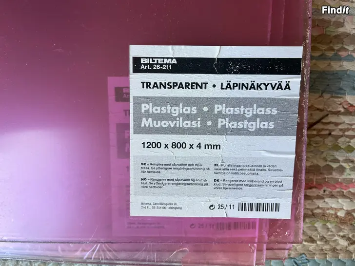 Säljes Plastglas från Biltema  10 st 1200x800 mm + 1 st mindre, 4 mm tjocklek