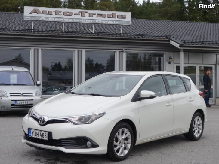 Säljes TOYOTA AURIS 1.2T Active Edition 100tkm -18