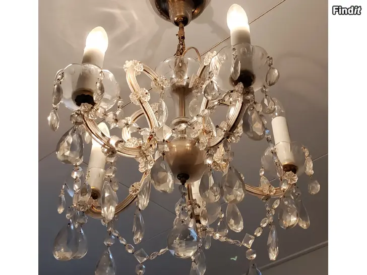 Myydään Vanha katto kruunu