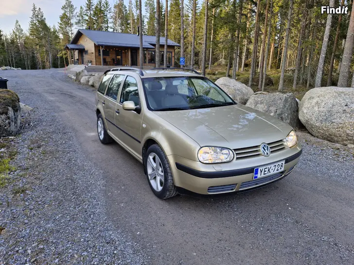 Säljes Volkswagen Golf 1.6 Bensin