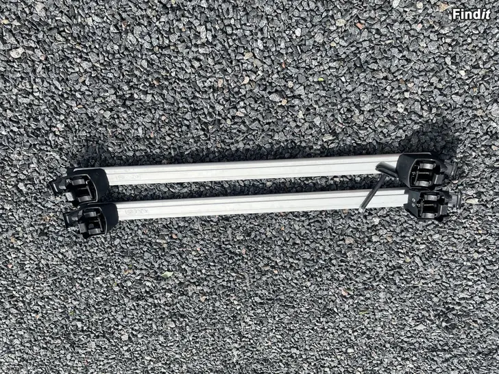 Myydään Audi Q5 kattotelineet