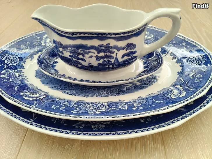 Säljes Arabia blå landskap