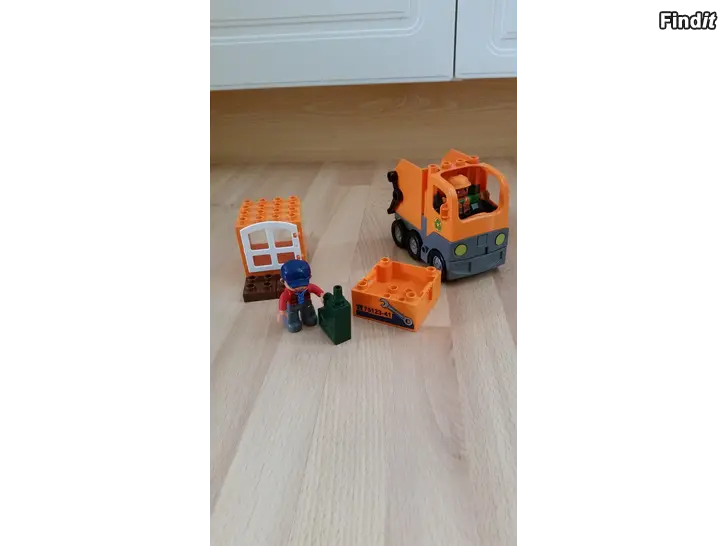 Myydään Lego Duplo kippiauto ja tarvikkeet 10e