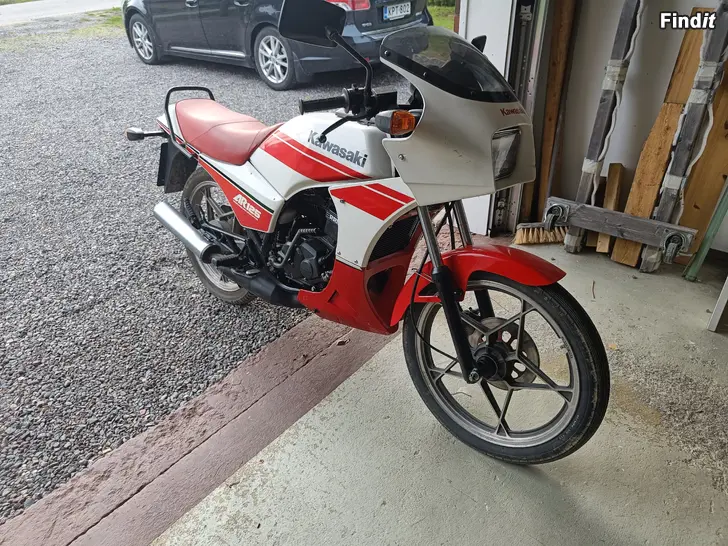 Myydään Kawasaki AR125