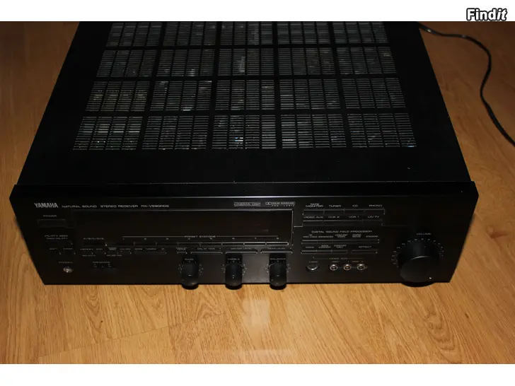 Myydään Yamaha förstärkare