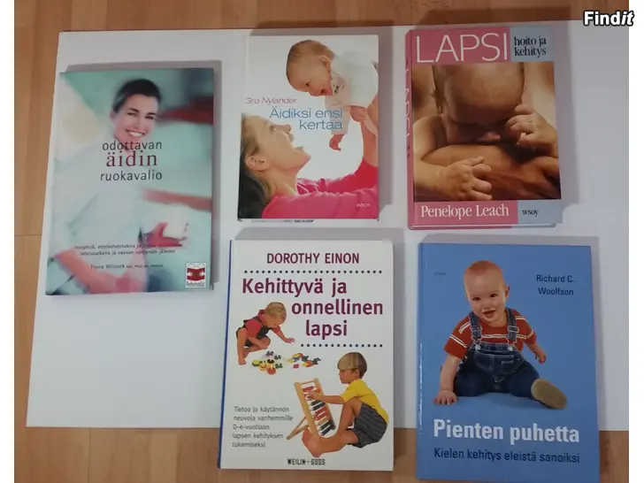 Myydään Äitiyskirjat odotus lapsen kehitys