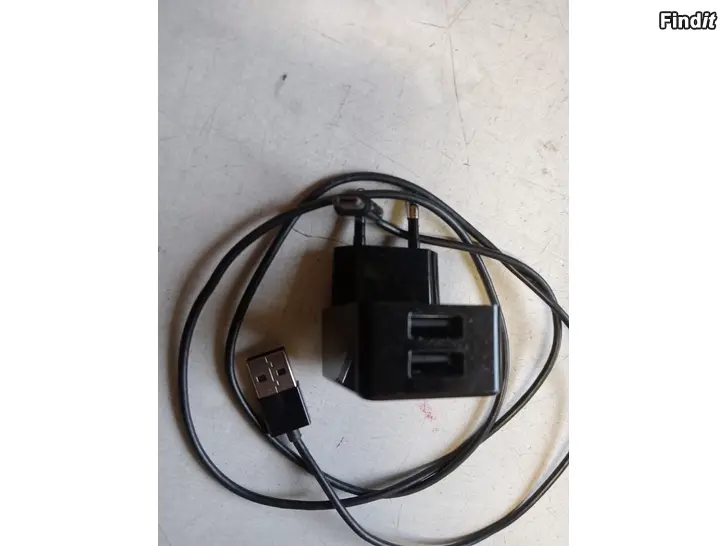 Myydään Energizer laturi 220 v USB 5 v 2,4 A 2-paikkainen