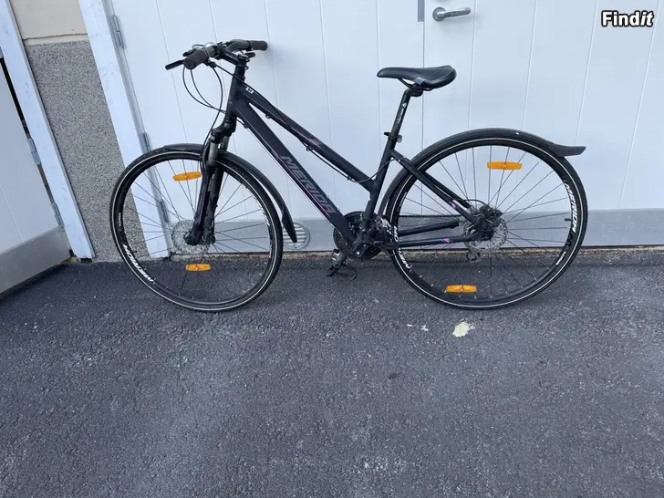 Säljes Säljes Merida cykel 24 växlar