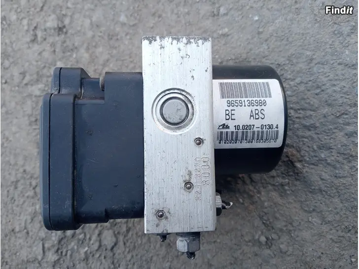 Myydään Peugeot 206 2008 ABS-yksikkö 9659136980
