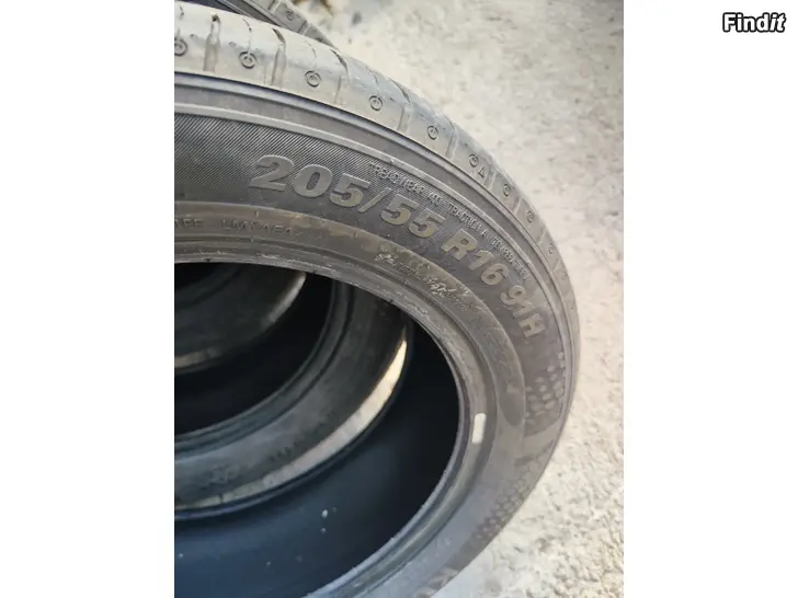 Myydään Kesärenkaat 205/55/16