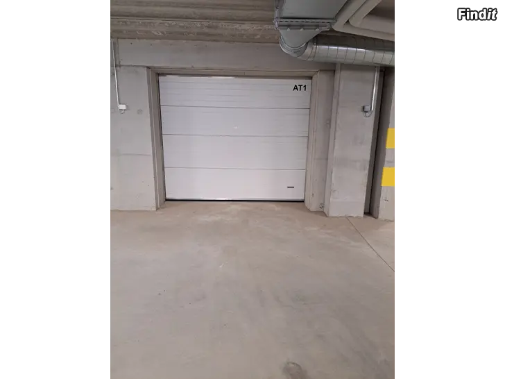 Uthyres Vuokrataan lämmin autotalli