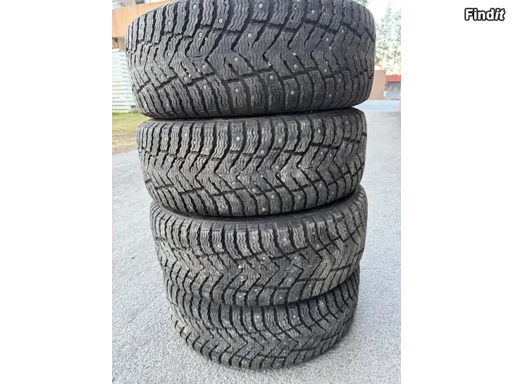 Myydään Nastarenkaat /talvirenkaat 205/60R16