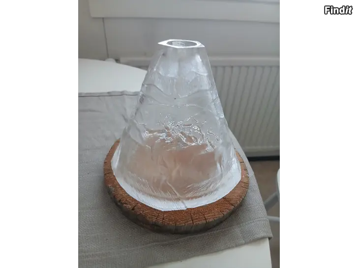 Myydään Aslak lasikota