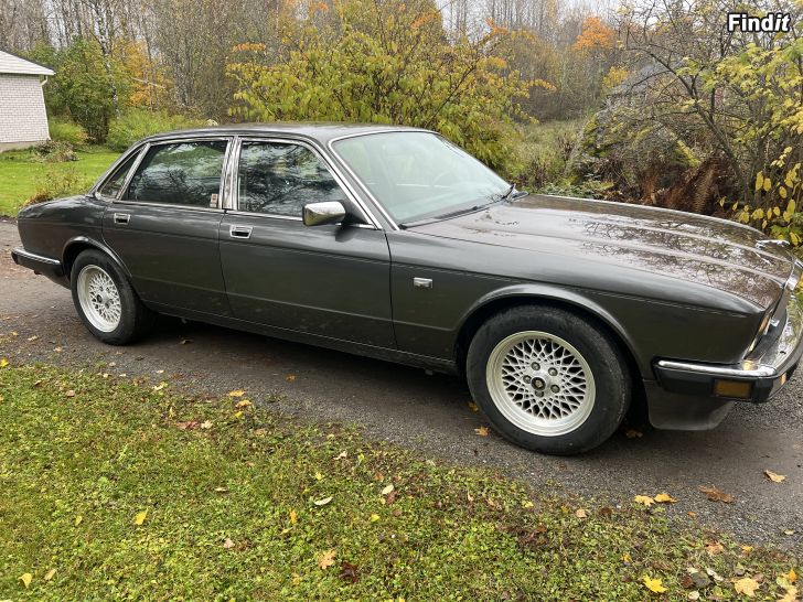 Säljes Jaguar XJ40 Sovereign 3,6L -89 klassikko