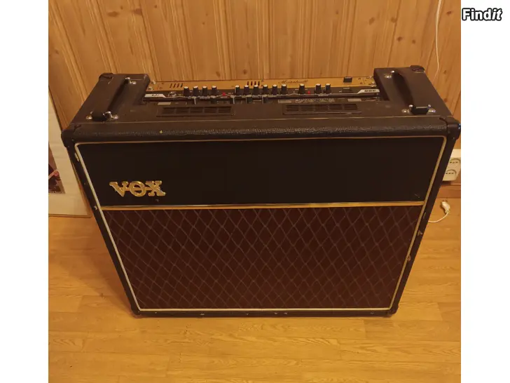 Säljes Vox AC30 look förstärkare med rack enheter