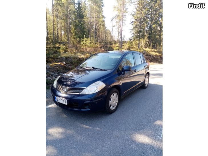 Säljes Nissan Tiida Latio 1.6i 5d Hatc back