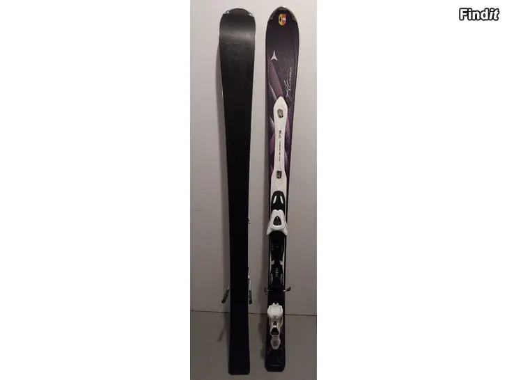 Säljes Atomic slalomskidor