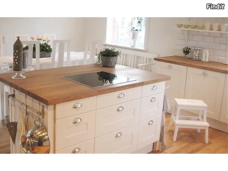 Säljes Oanvänd köksbänk ek - Työtaso tammi 246cm 3 kpl - 4 cm paksu