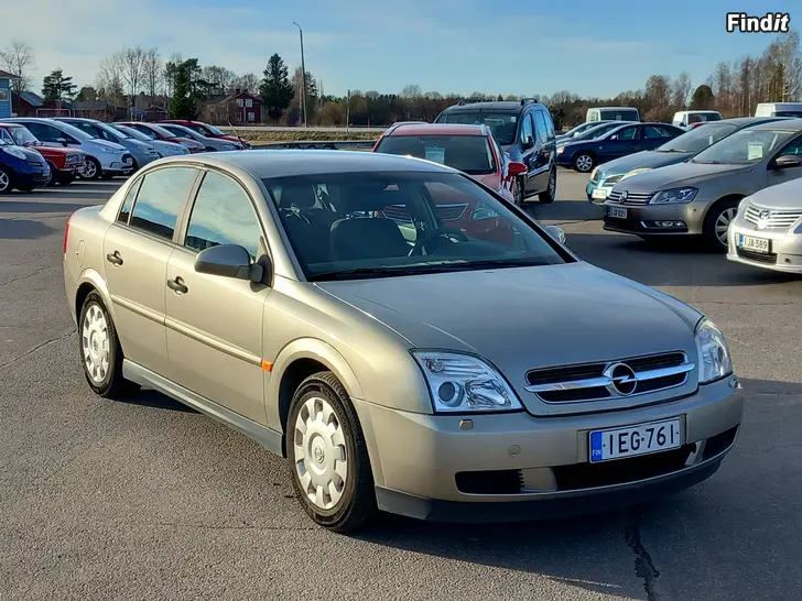 Myydään Opel Vectra 2.2 Bensa Comfort 4-ov