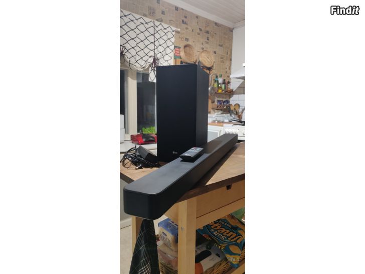 Säljes Sound bar LG SL7Y + Subwoofer