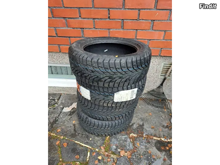 Säljes Vinterdäck TRECMAX X-PRIVILO S 500