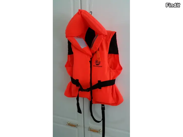 Myydään Marinepool 30-40kg pelastusliivi 18e